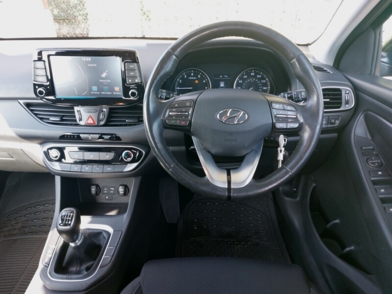 Used Hyundai i30 2018 for sale - 77964360: Photo 7