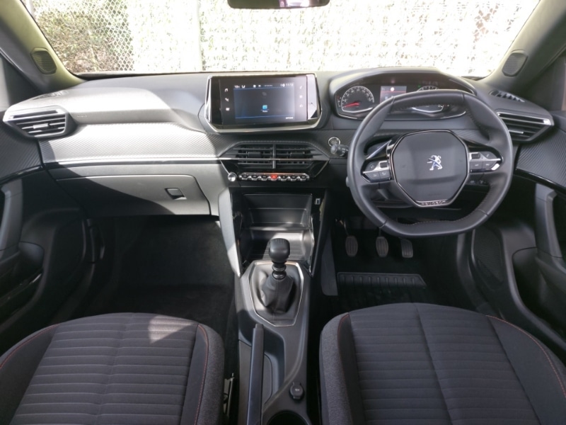 Used Peugeot 2008 2023 for sale - 77832613: Photo 2