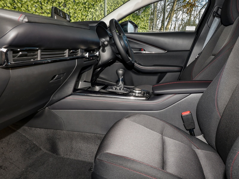 Used Mazda CX-30 2025 for sale - 76537239: Photo 2