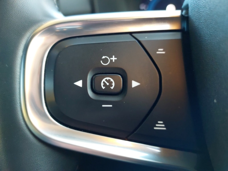 Used Volvo XC40 2024 for sale - 77251957: Photo 16