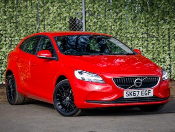 Used Volvo V40 2017 for sale - 77611039: Photo