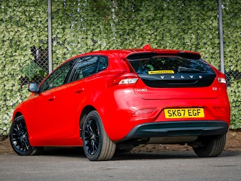 Used Volvo V40 2017 for sale - 77611039: Photo