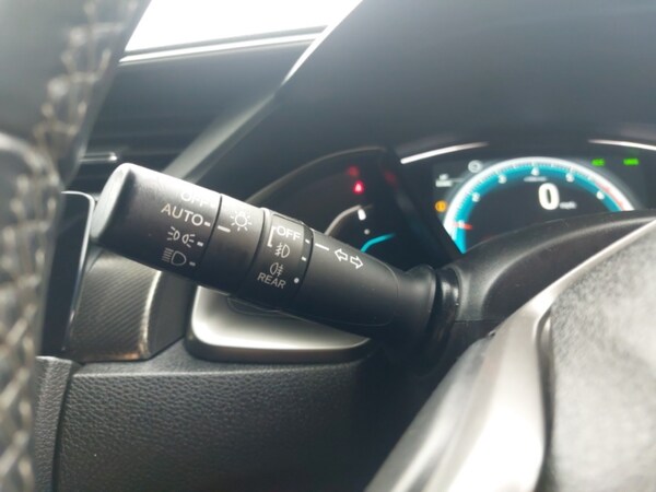 Used Honda Civic 2018 for sale - 76264824: Photo 19