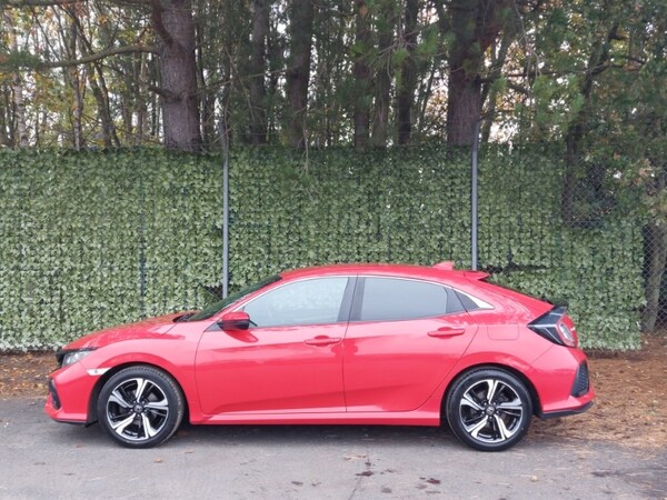 Used Honda Civic 2018 for sale - 76264824: Photo 4