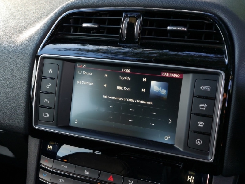 Used Jaguar F-Pace 2016 for sale - 77891884: Photo 10