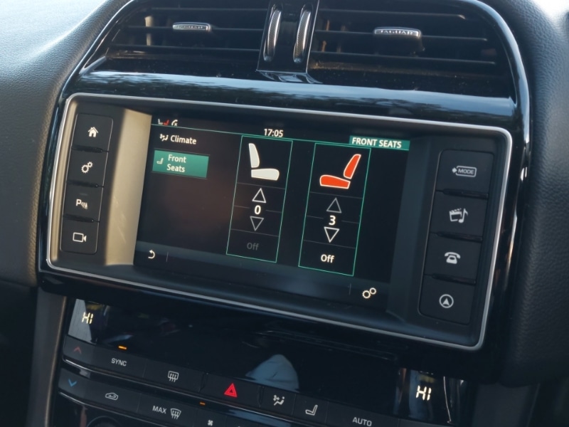 Used Jaguar F-Pace 2016 for sale - 77891884: Photo 16