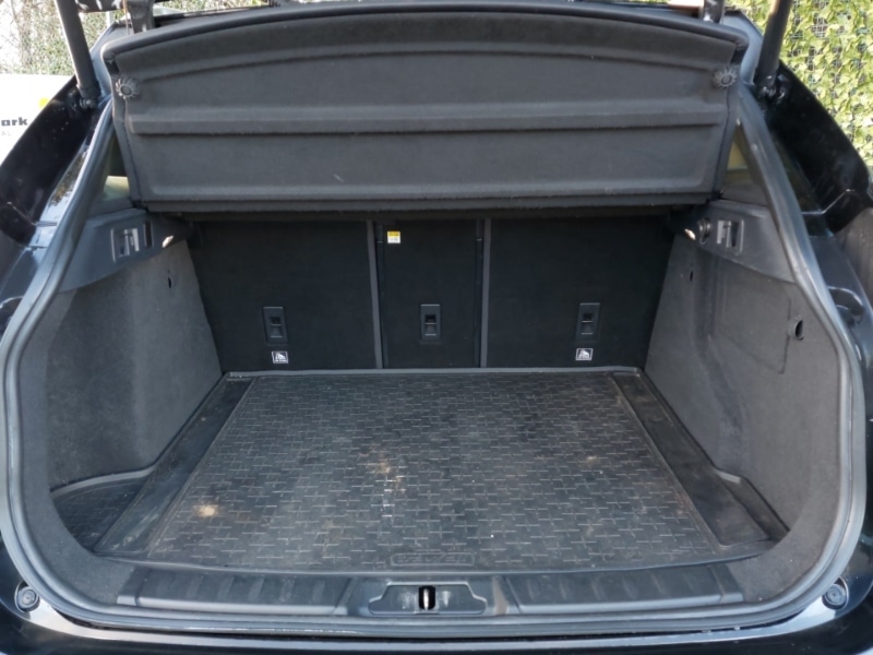 Used Jaguar F-Pace 2016 for sale - 77891884: Photo 8