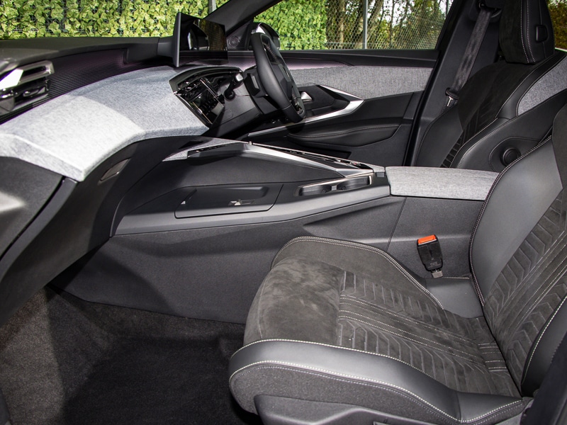 Used Peugeot 3008 2024 for sale - 77223606: Photo 2