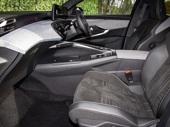 Used Peugeot 3008 2024 for sale - 77223606: Photo