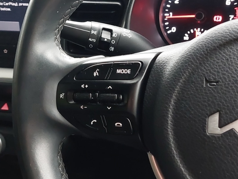 Used Kia Stonic 2023 for sale - 76188045: Photo 15