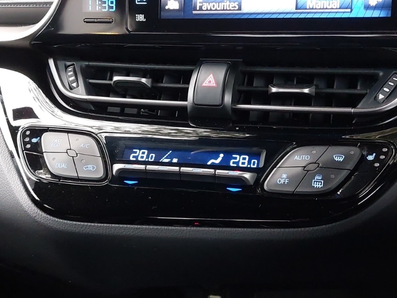 Used Toyota C-HR 2018 for sale - 76478358: Photo 11