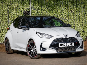 Used Toyota Yaris 2023 for sale - 77611058: Photo