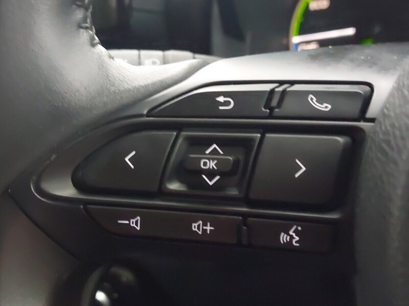 Used Mazda Mazda2 HYBRID 2024 for sale - 77518325: Photo 14