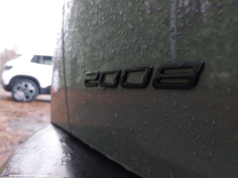 Used Peugeot 2008 2024 for sale - 77458060: Photo 12