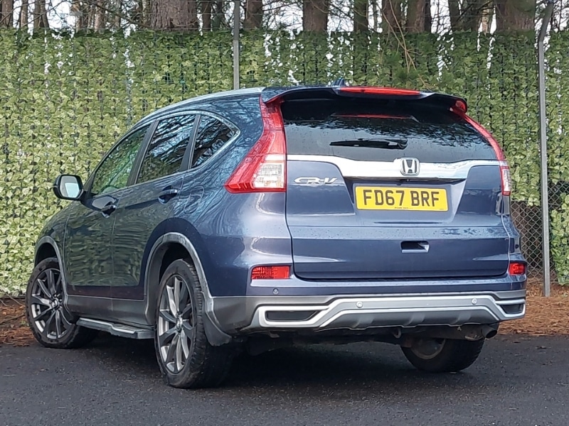 Used Honda CR-V 2017 for sale - 76970624: Photo 3