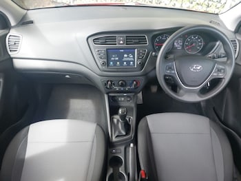 Used Hyundai i20 2019 for sale - 79101442: Photo