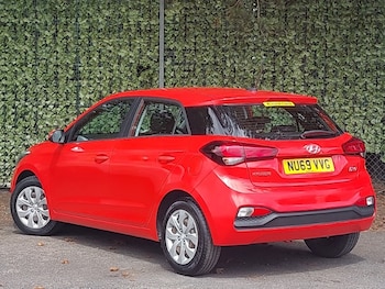 Used Hyundai i20 2019 for sale - 79101442: Photo