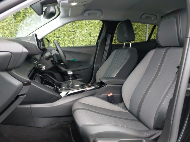 Used Peugeot 2008 2022 for sale - 76369715: Photo 5