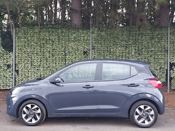 Used Hyundai i10 2023 for sale - 79452299: Photo