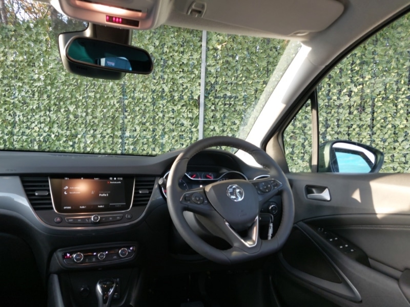 Used Vauxhall Crossland 2021 for sale - 76297936: Photo 2
