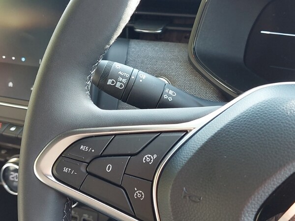 Used Renault Clio 2024 for sale - 76294279: Photo 14