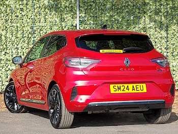 Used Renault Clio 2024 for sale - 76294279: Photo 3