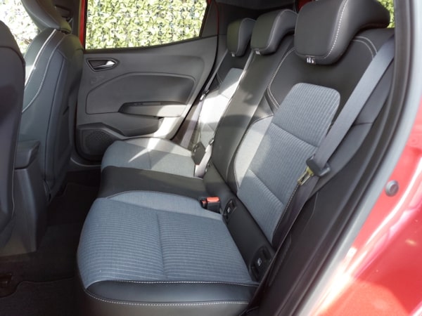 Used Renault Clio 2024 for sale - 76294279: Photo 6