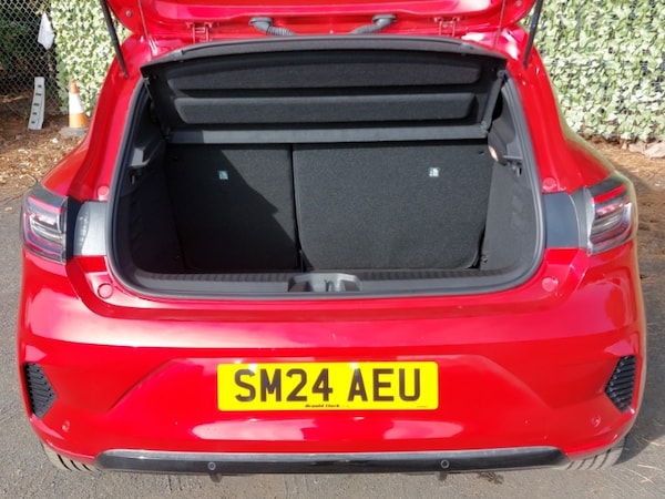 Used Renault Clio 2024 for sale - 76294279: Photo 8