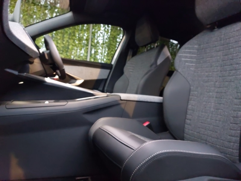 Used Peugeot 3008 2025 for sale - 77066155: Photo 5