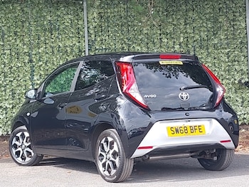 Used Toyota AYGO 2018 for sale - 75550999: Photo