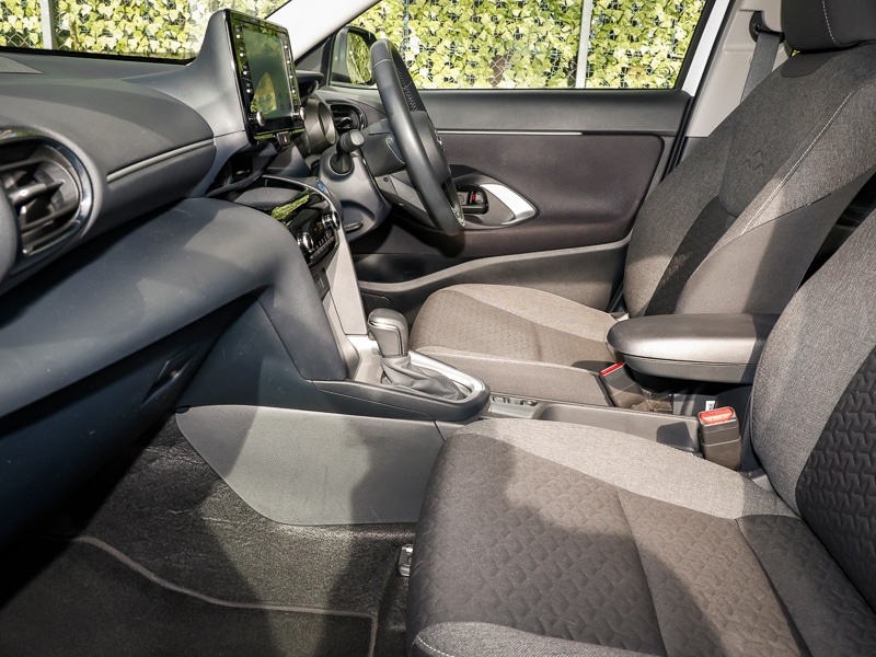 Used Toyota Yaris Cross 2023 for sale - 77939166: Photo 2