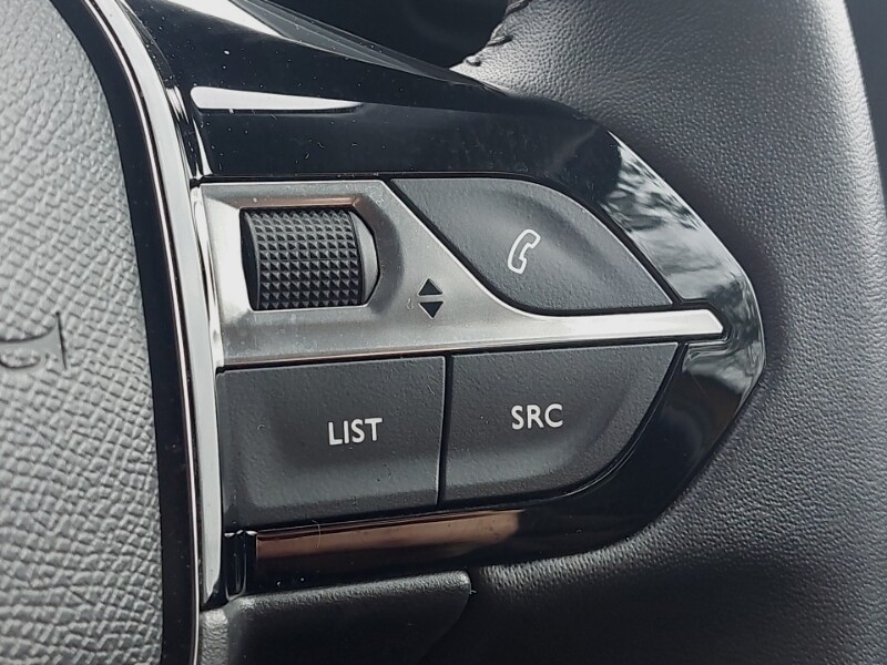 Used Peugeot 208 2023 for sale - 77702235: Photo 17