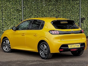 Used Peugeot 208 2023 for sale - 77702235: Photo