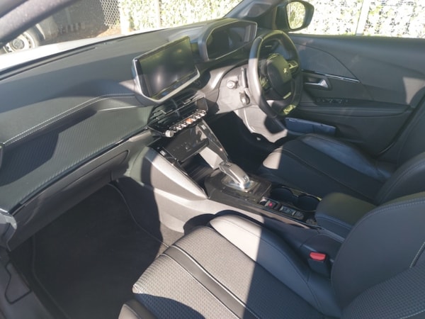 Used Peugeot 208 2020 for sale - 76233361: Photo 5
