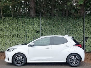 Used Toyota Yaris 2023 for sale - 79654380: Photo