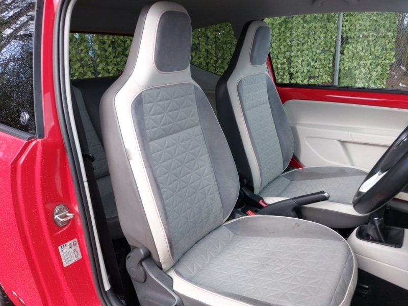 Used Volkswagen up! 2016 for sale - 78041074: Photo 16