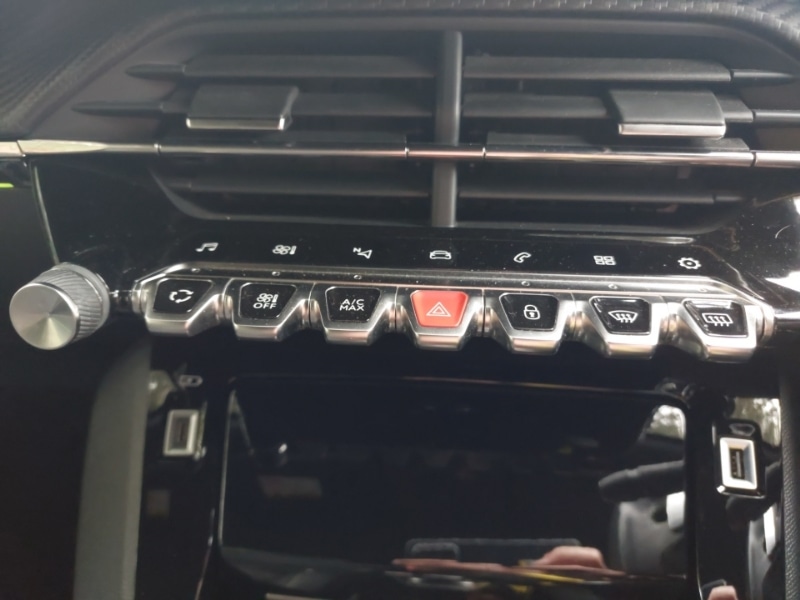 Used Peugeot 2008 2022 for sale - 76094065: Photo 16