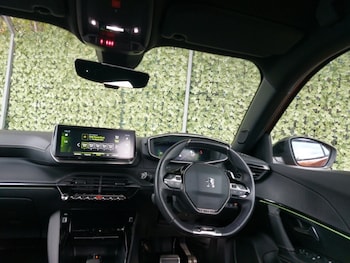 Used Peugeot 2008 2022 for sale - 76094065: Photo 2