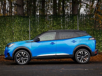 Used Peugeot 2008 2022 for sale - 76619208: Photo