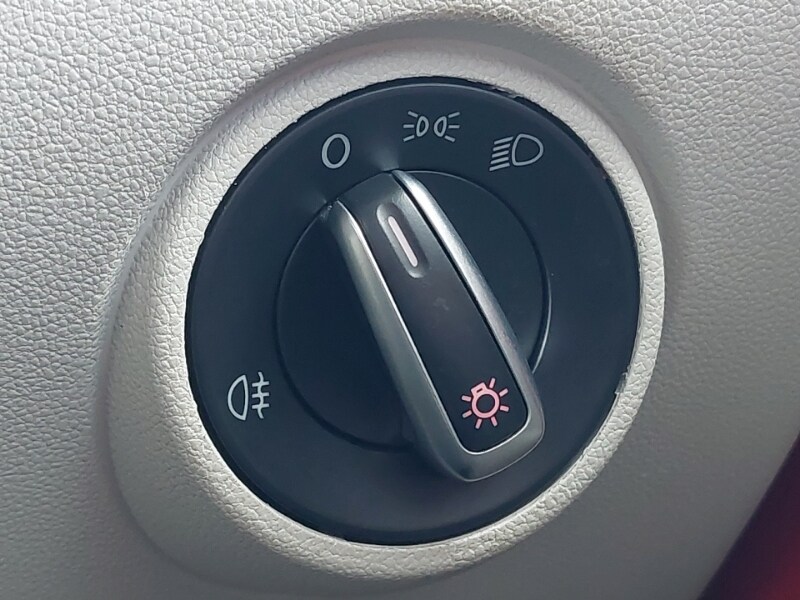 Used Volkswagen up! 2016 for sale - 78054547: Photo 19