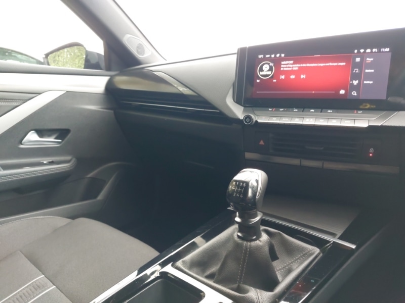 Used Vauxhall Astra 2023 for sale - 76308993: Photo 18