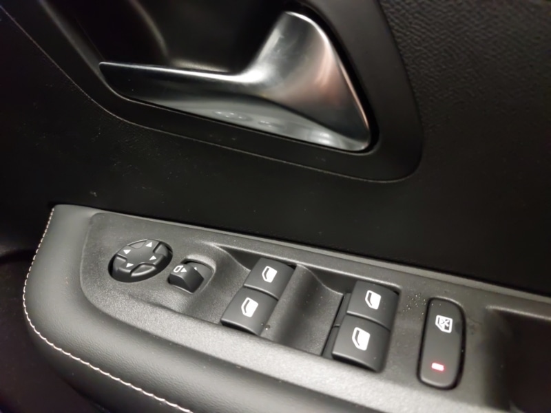 Used Peugeot 208 2025 for sale - 77035035: Photo 12