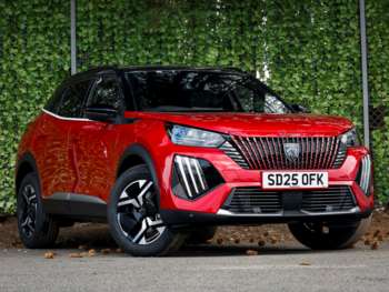 2025 - 1.2 Hybrid 136 GT 5dr e-DSC6