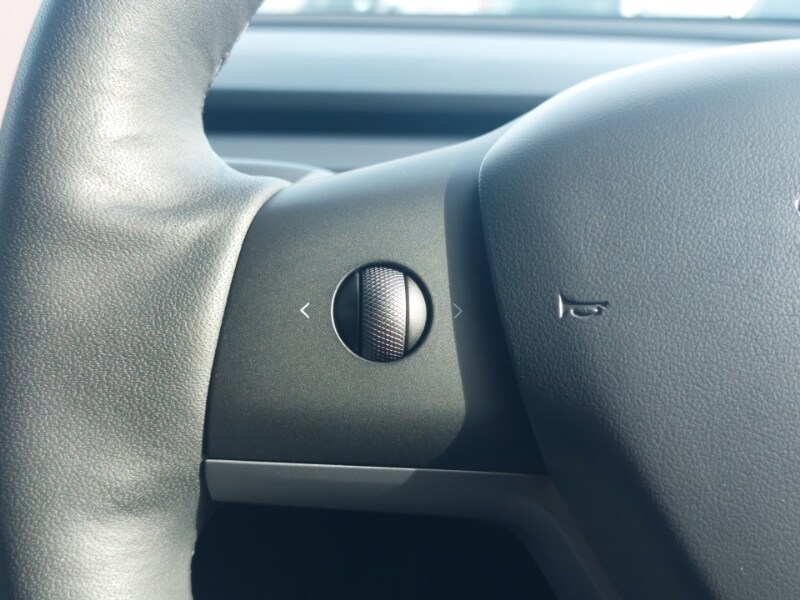 Used Tesla Model Y 2023 for sale - 78156070: Photo 12