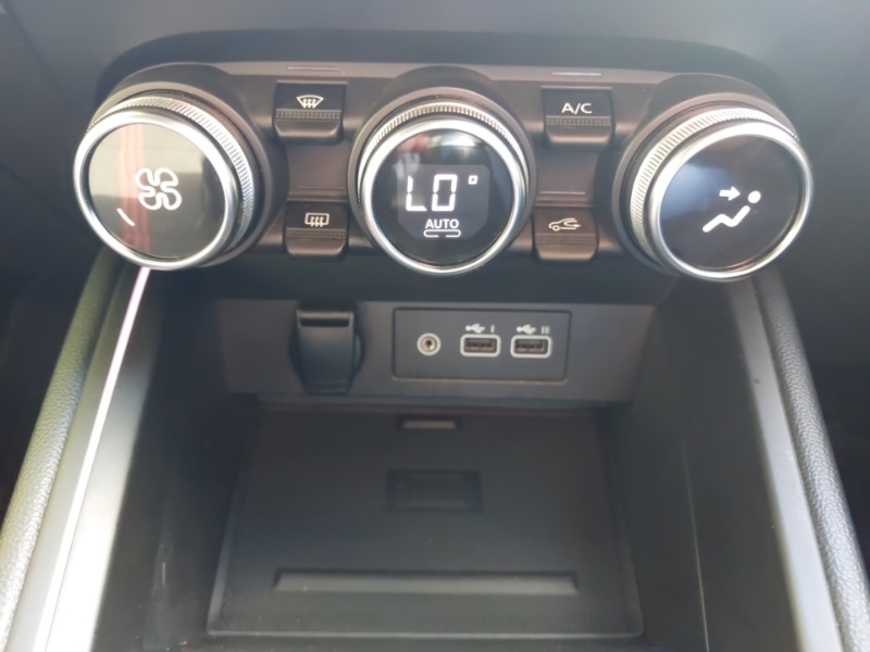 Used Renault Clio 2023 for sale - 76233807: Photo 15