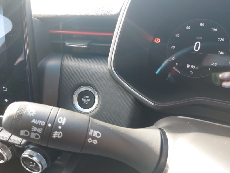 Used Renault Clio 2023 for sale - 76233807: Photo 17