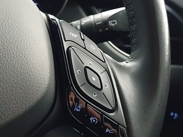Used Toyota C-HR 2020 for sale - 76195511: Photo 15