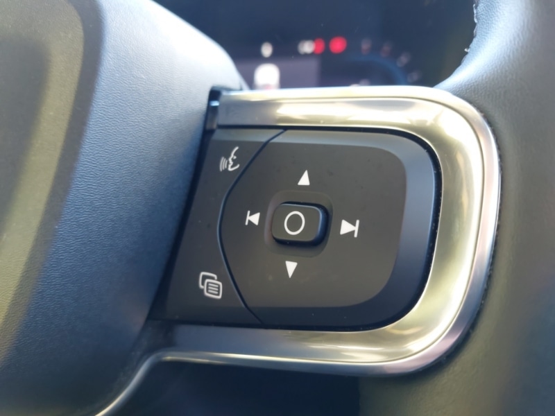 Used Volvo XC40 2024 for sale - 76628855: Photo 16