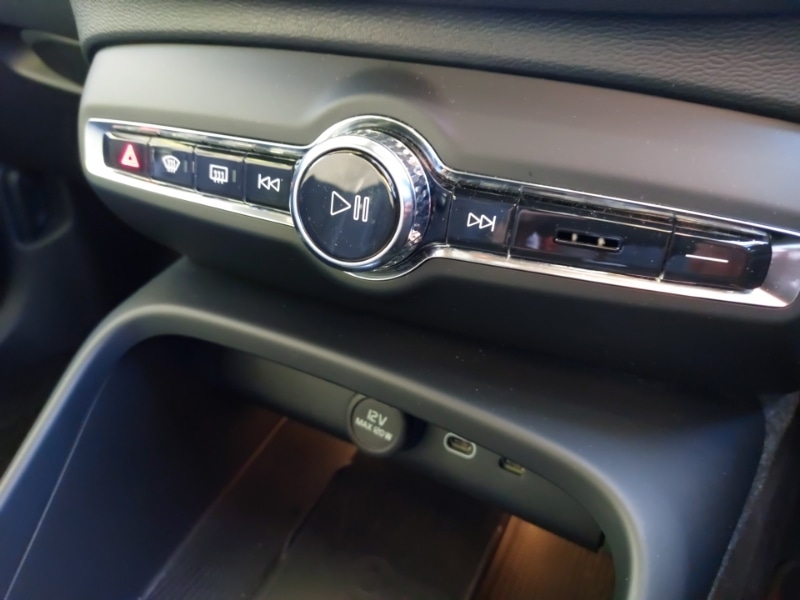 Used Volvo XC40 2024 for sale - 76628855: Photo 19