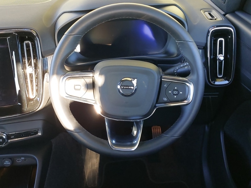 Used Volvo XC40 2024 for sale - 76628855: Photo 7